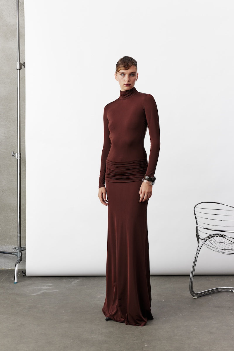 SIENNA LONG JERSEY DRESS IN BURNT BROWN