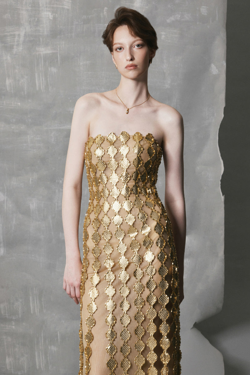 LONG BODYCON DRESS IN GOLD | CULT MIA | Phan Huy LONG BODYCON DRESS IN GOLD | CULT MIA | Phan Huy