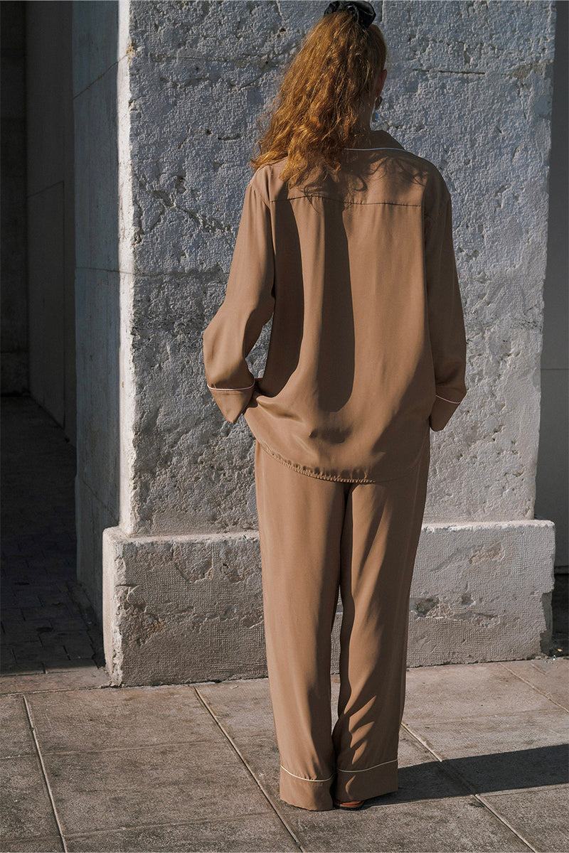 GLOSS OF WATER HYDRASILK LONG PAJAMAS SET IN BROWN - CULT MIA