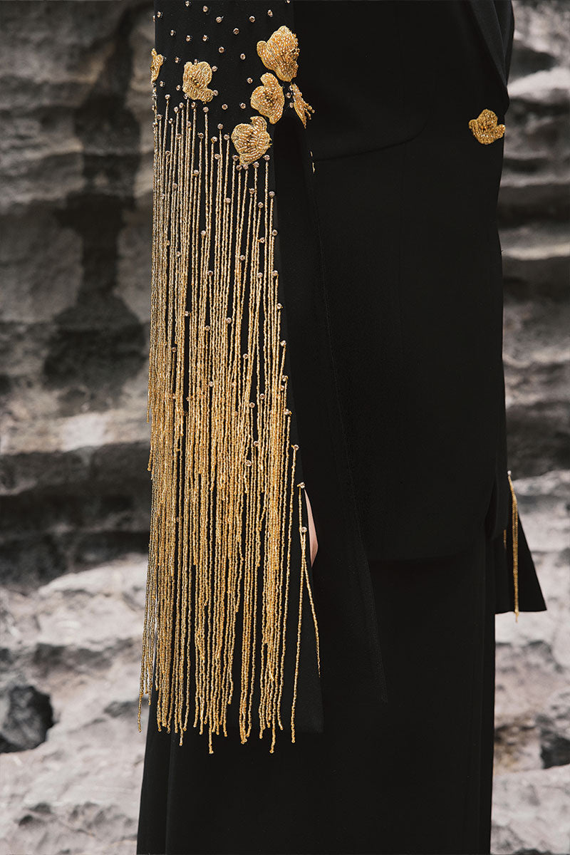 Lune De Soie crepe co-ord dress with matching shawl, elegant and stylish, shown on a model with neutral background.