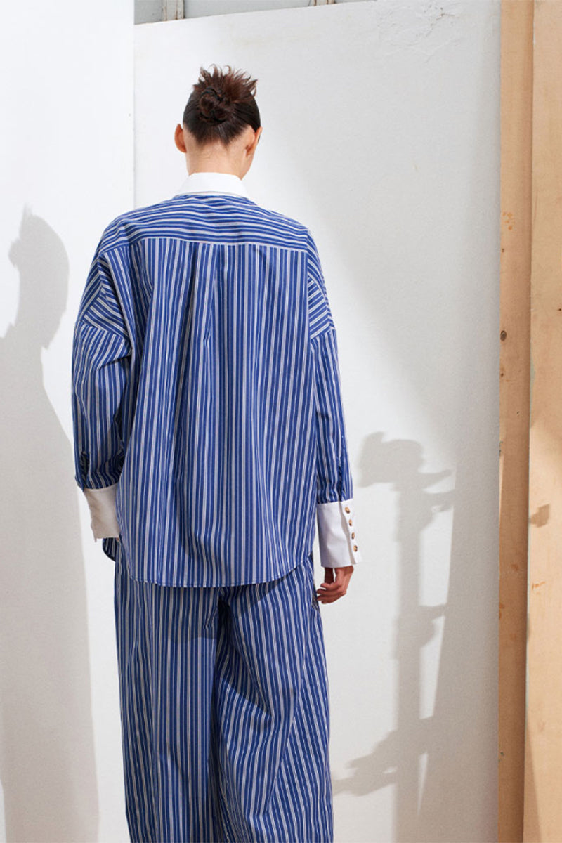 Acaria Studio navy and white ICONIC NY shirt, casual men's shirt with a classic design and button-up front.