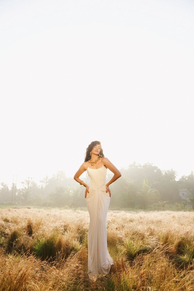 PEARL IVORY CORSET GOWN - CULT MIA