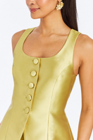 Mestiza New York Elena tailored top in golden green, stylish sleeveless blouse with a fitted design and elegant details.