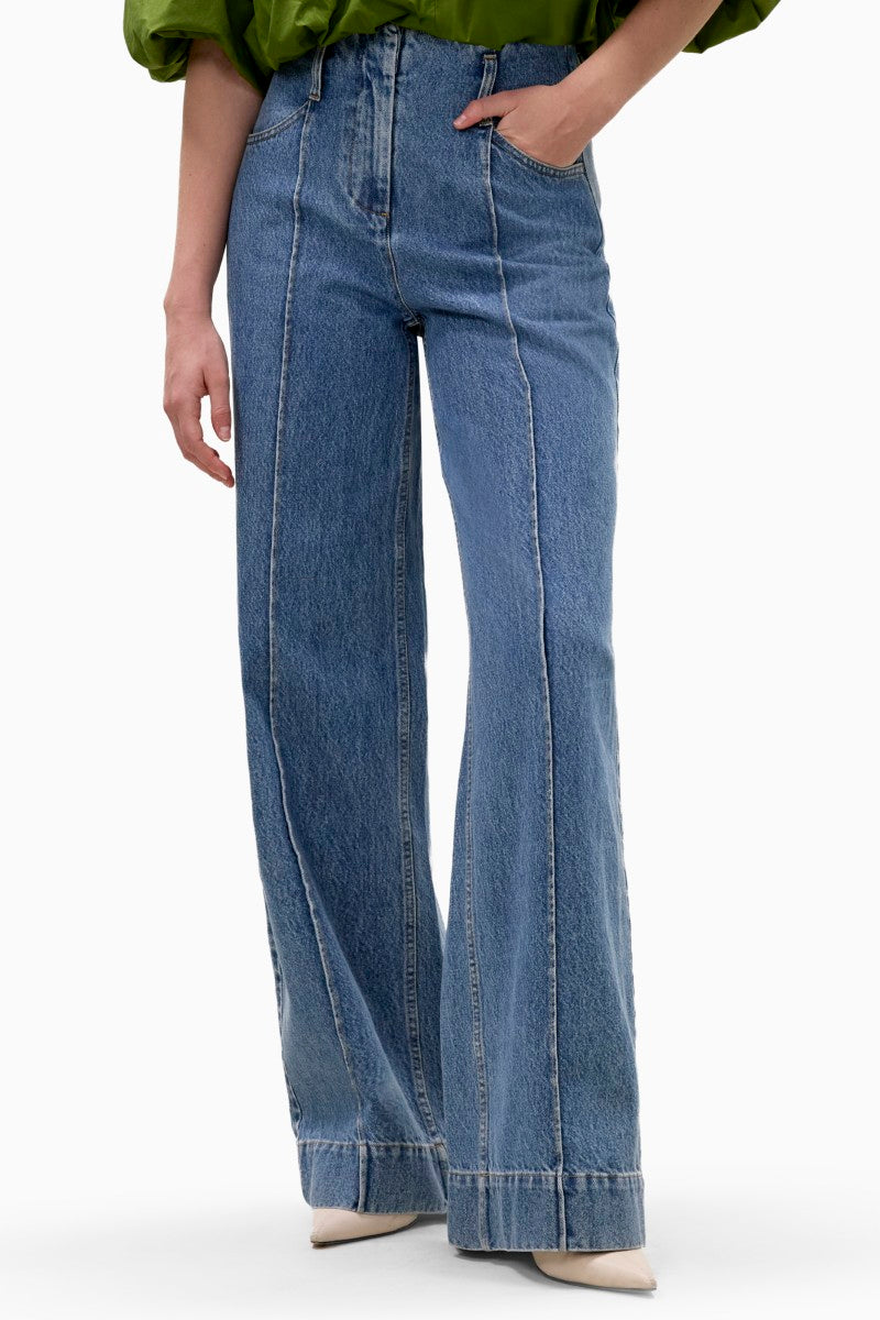 Rebecca Taylor Dax denim pants in Dax wash, slim fit with classic five-pocket design and cropped length, styled on a model.