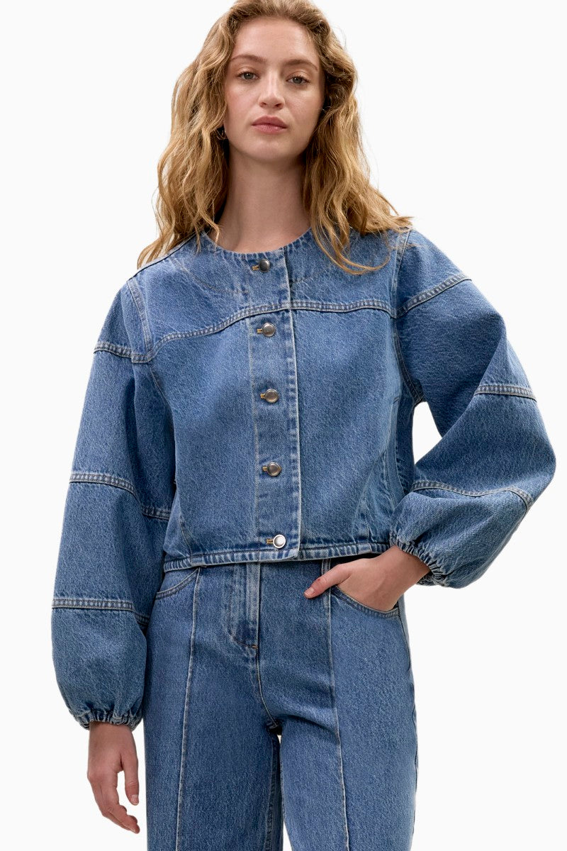 Rebecca Taylor DAX denim jacket in Dax Wash, stylish casual jacket with classic denim design and button-front closure.