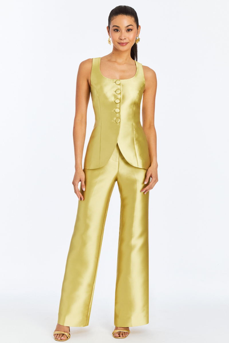 Mestiza New York Elena tailored top in golden green, stylish sleeveless blouse with a fitted design and elegant neckline.