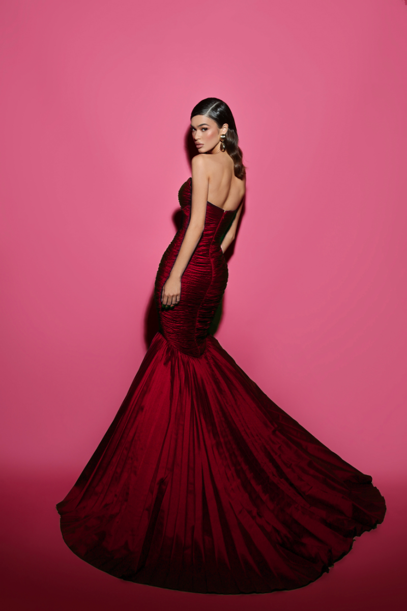 ALYCE RED METALLIC BOW GOWN - CULT MIA