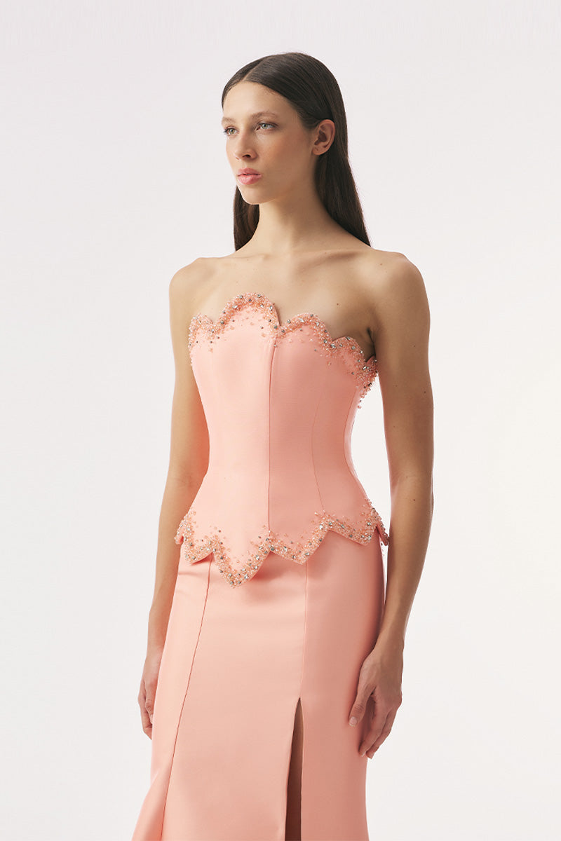 Tarık Ediz DENYS peach co-ords set featuring a stylish matching top and pants, perfect for a chic, coordinated look.