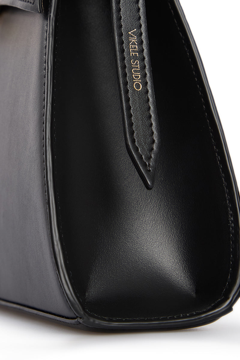 STEPHANIE BAG IN BLACK - CULT MIA