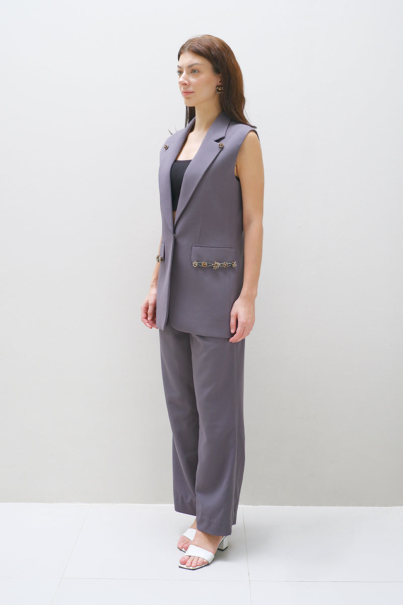 Aidan & Ice Glacia blazer in gray purple, tailored fit with lapel collar and button closure, shown on a model.