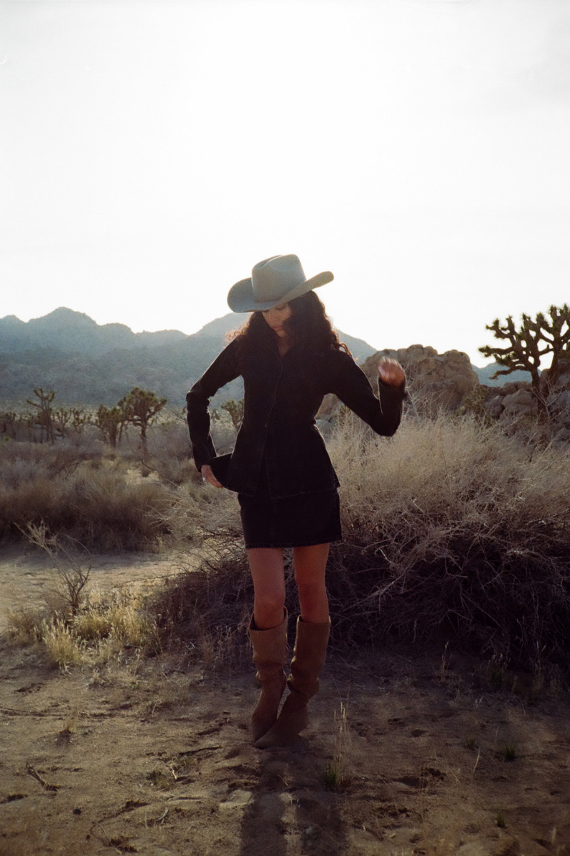 DALIA TOP IN DARK DENIM - CULT MIA