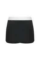 LEKIEU Yorkshire black mini skirt featuring a sleek, fitted design and stylish length, perfect for casual or dressy looks.