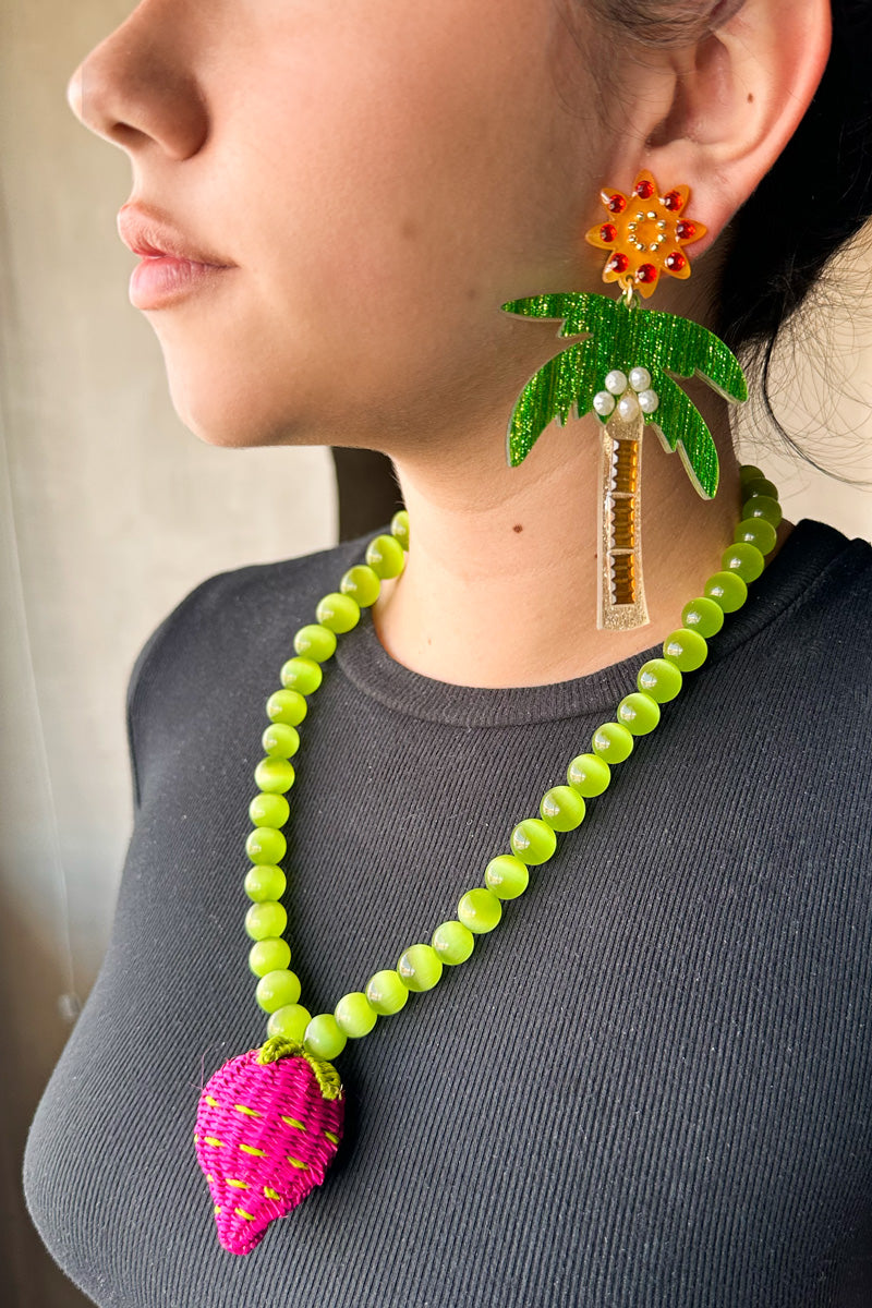 FRESH NECKLACE IN GREEN PINK
