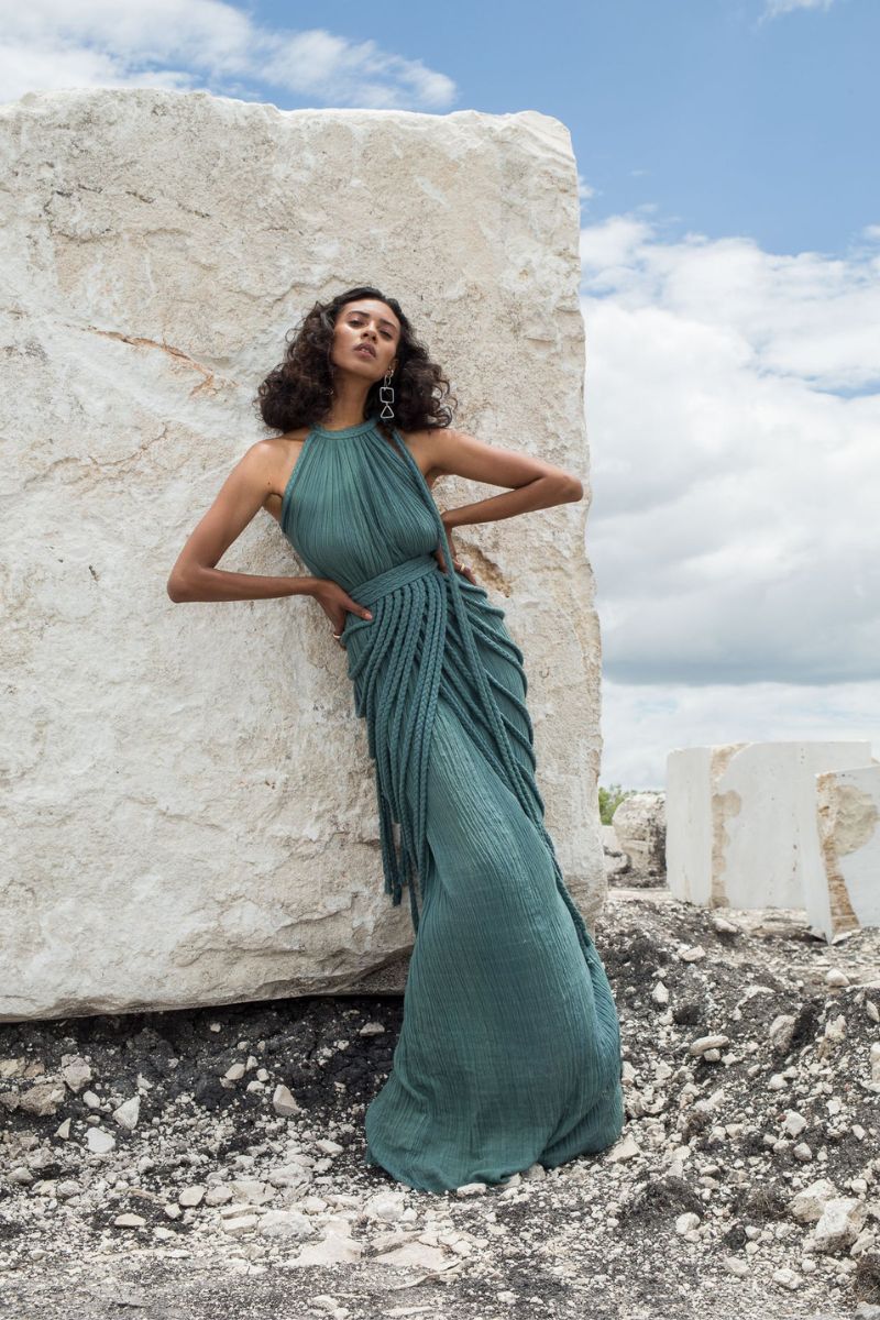 Kasia Kulenty Vera emerald maxi gown featuring flowing fabric and elegant design, perfect for formal occasions.