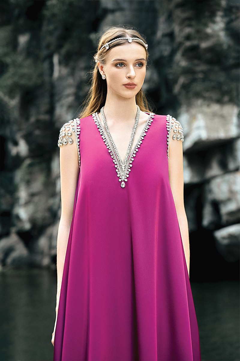 PURPLE PINK SLEEVELESS V-NECK STRAIGHT GOWN - CULT MIA