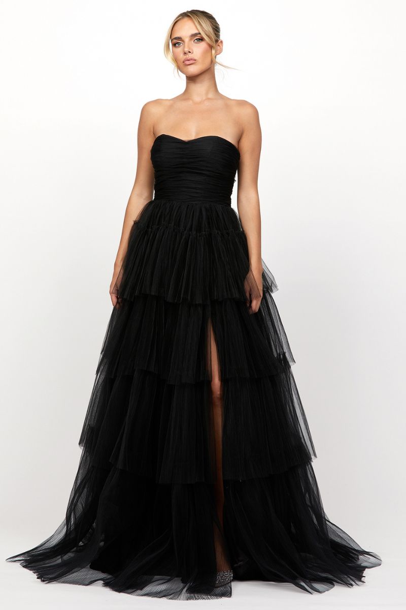 AMAYA SWEETHEART TIERED BALL GOWN - CULT MIA