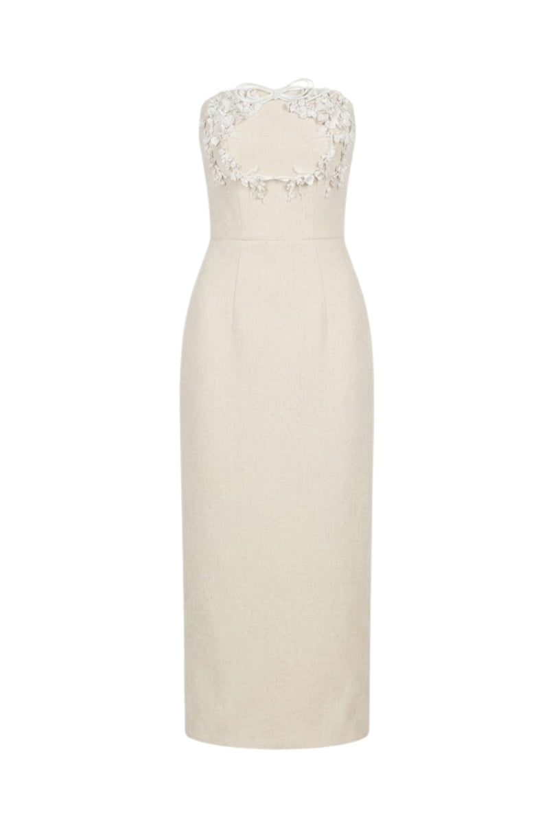 White Plan LANLOLA maxi dress featuring a flowing fabric and elegant design, perfect for casual or formal occasions.