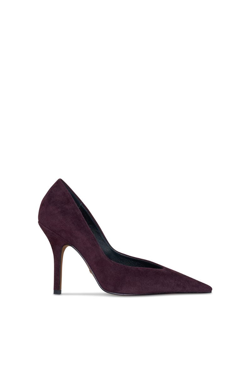 Elegant burgundy heel from 10th Floor with a sleek stiletto design, perfect for formal or evening wear.