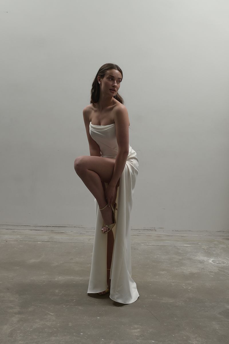 OFF-WHITE MINIMALISTIC DRAPED CORSET GOWN - CULT MIA