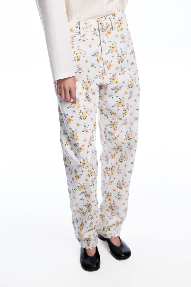 Chictopia floral jeans featuring colorful floral patterns on denim, stylish and casual for everyday wear.