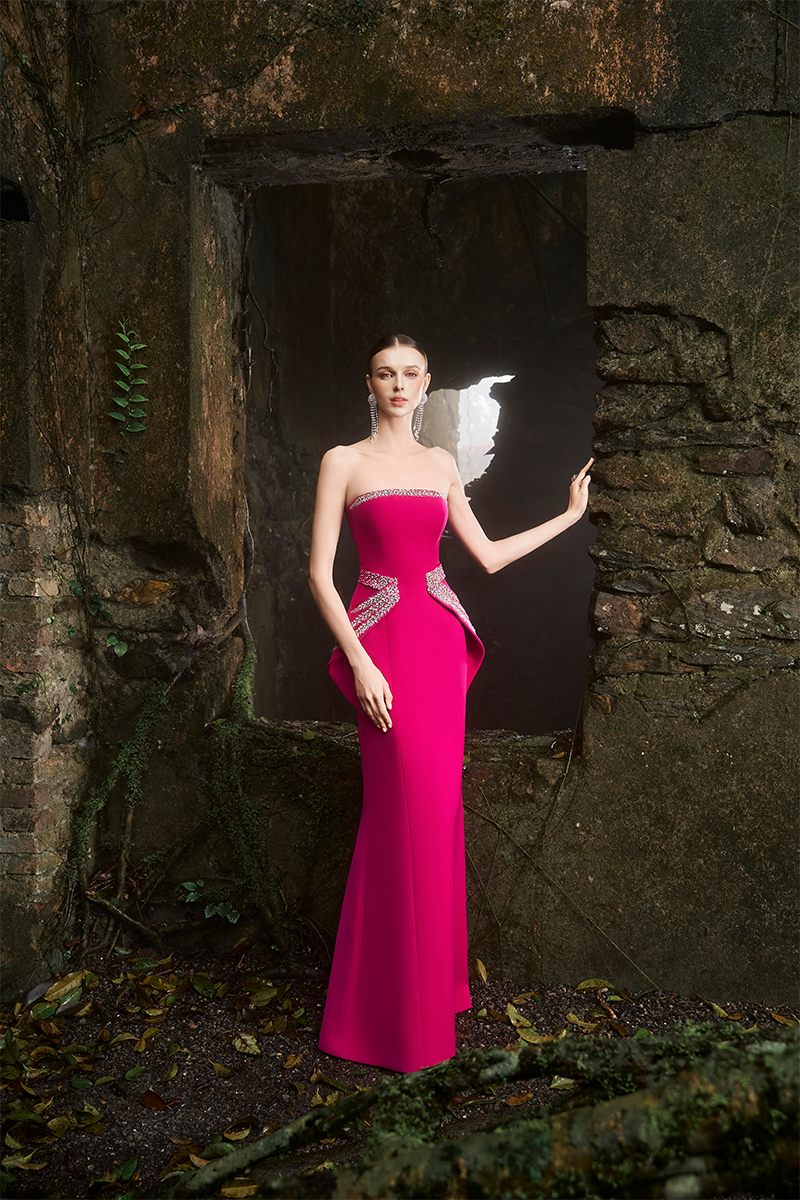 STRAPLESS FLARED HIP FLAP A-LINE DRESS - CULT MIA