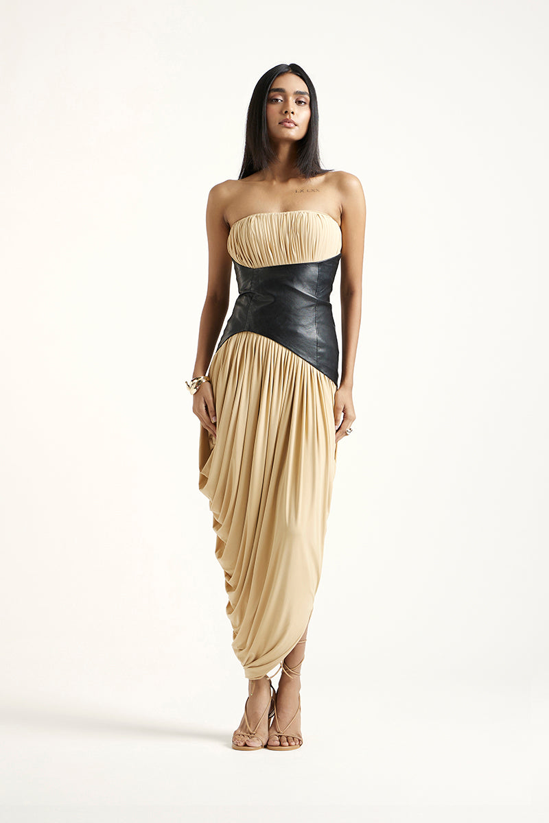 CORSET BELT DRESS IN BLACK