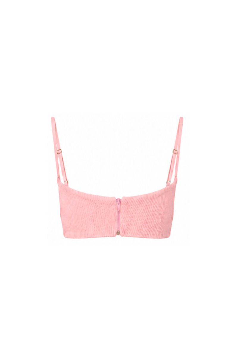 Baobab Roma crop top in Rosa Spritz, stylish pink blouse with a fitted design, perfect for casual or chic outfits.