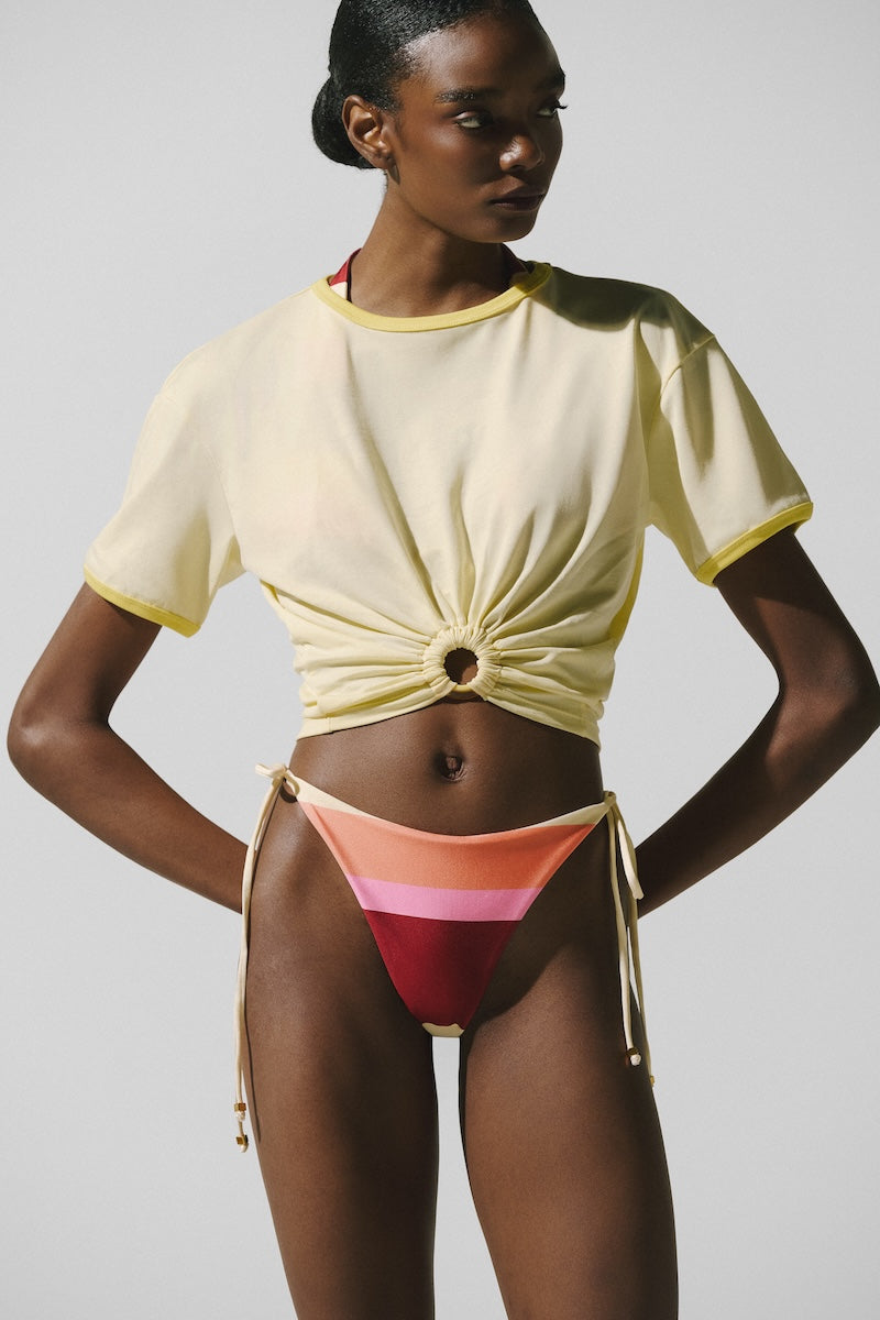 Baobab TIKA T-shirt in Crema Italiana, casual shirt with soft fabric and classic fit, displayed on a neutral background.