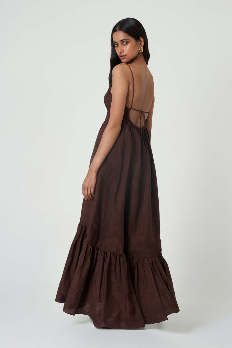 AMARA DRESS IN DARK WALNUT - CULT MIA