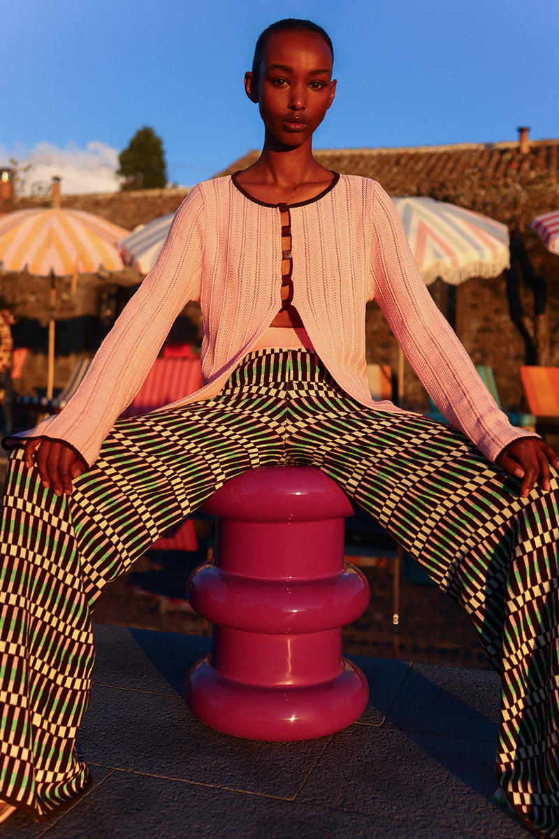 Baobab Kina Pants in Disco Rosa, stylish women's pants with a vibrant pink color and comfortable fit.