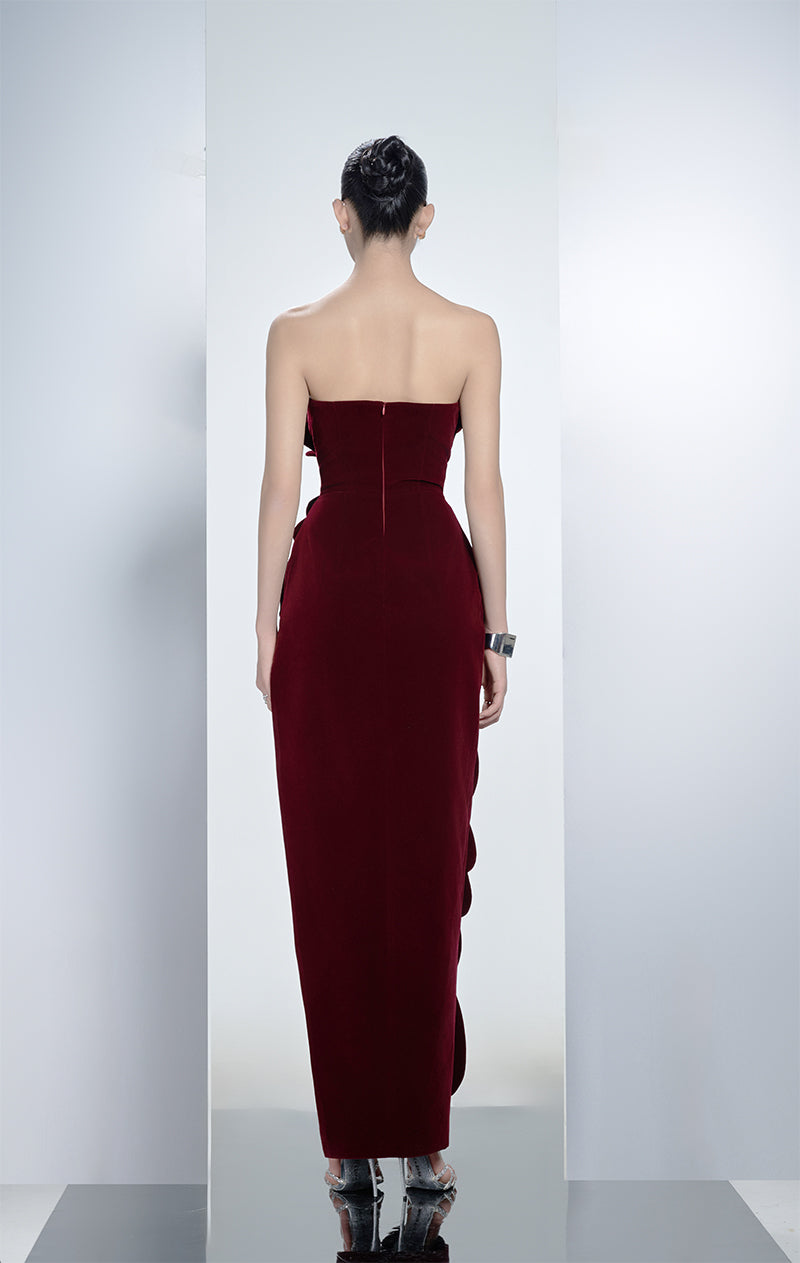 V-NECK PETAL STRAPLESS VELVET MAXI DRESS IN RED - CULT MIA