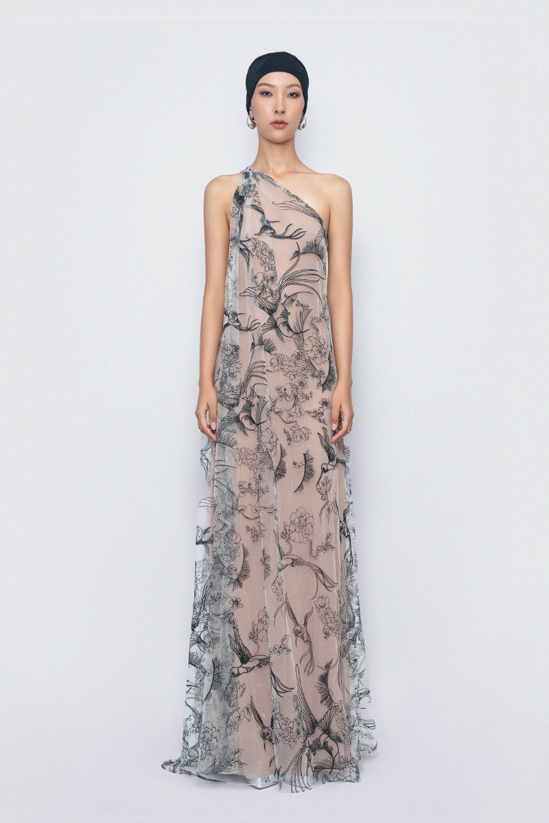 Tonnyy rustling maxi dress in nude, flowing gown with soft fabric, elegant design, perfect for formal occasions.