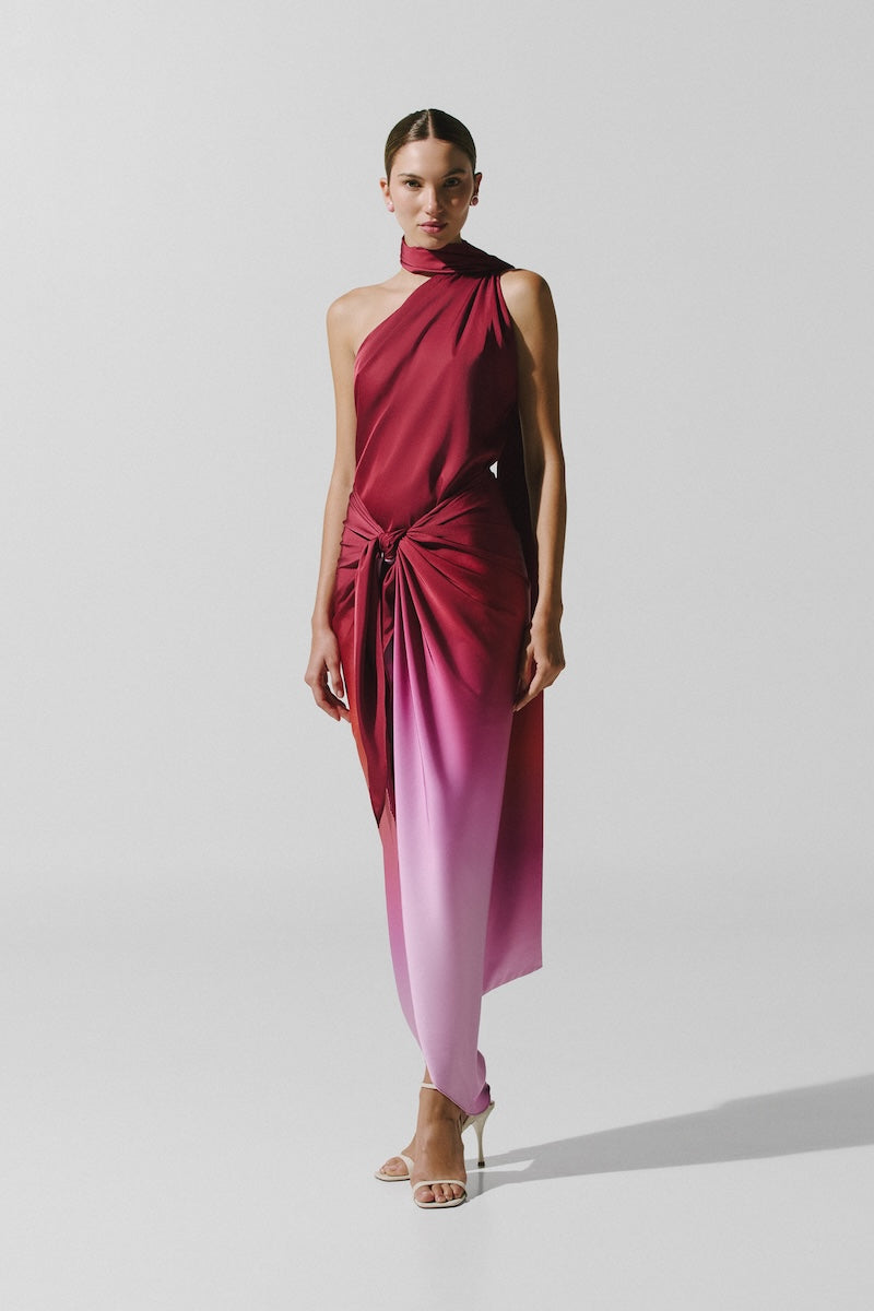 Baobab LORA maxi dress in Tramonto Bordó, flowing fabric with elegant design, perfect for stylish summer wear.