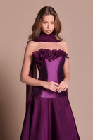 Tarık Ediz Lincoln midi dress in cranberry juice color, featuring elegant design and stylish detail.