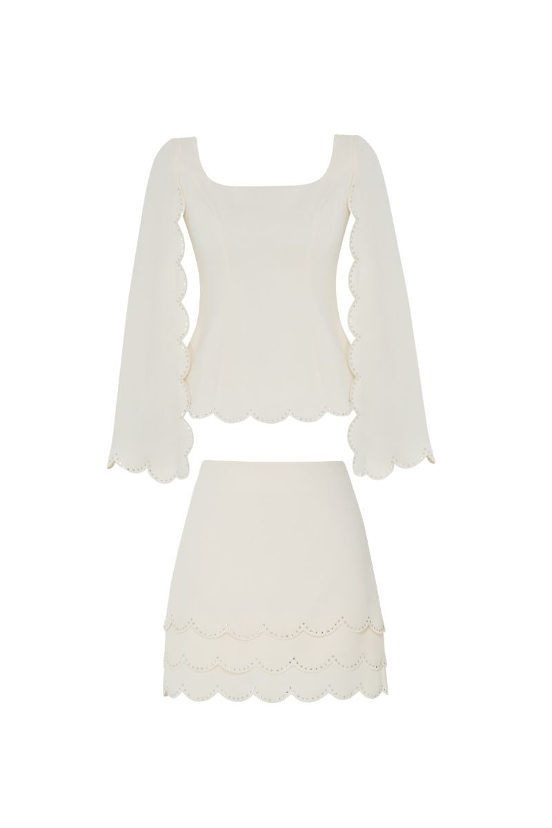 Tarık Ediz BOLYN Vanilla Co-ords set on mannequin, featuring a stylish matching top and pants ensemble.