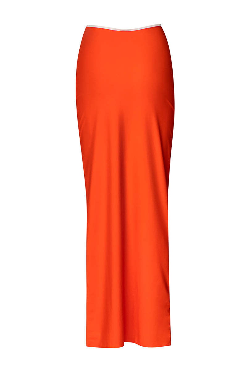 Baobab ZUR Maxi Pareo in Campari, vibrant cover-up with flowing fabric and colorful design for beach or poolside wear.