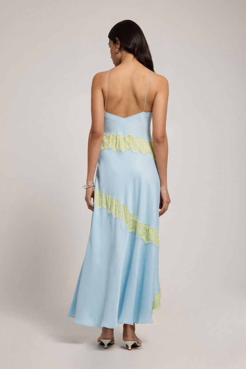 Summer Away ARAVA midi dress featuring a flowy fabric, sleeveless design, and stylish cut, perfect for summer occasions.
