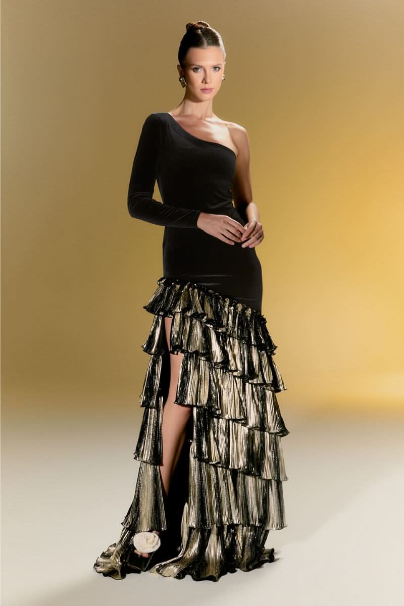 SR NUR KARAATA X CULT MIA BALTIMORE GOWN - CULT MIA