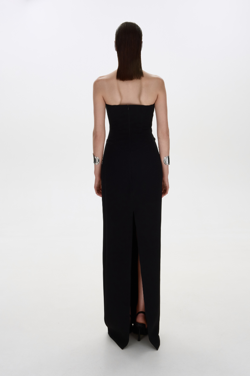 ARIA MAXI DRESS IN BLACK ARIA MAXI DRESS IN BLACK