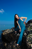 Suncillo Angelica Pants in stylish, comfortable fabric with a relaxed fit and modern design, perfect for casual wear.