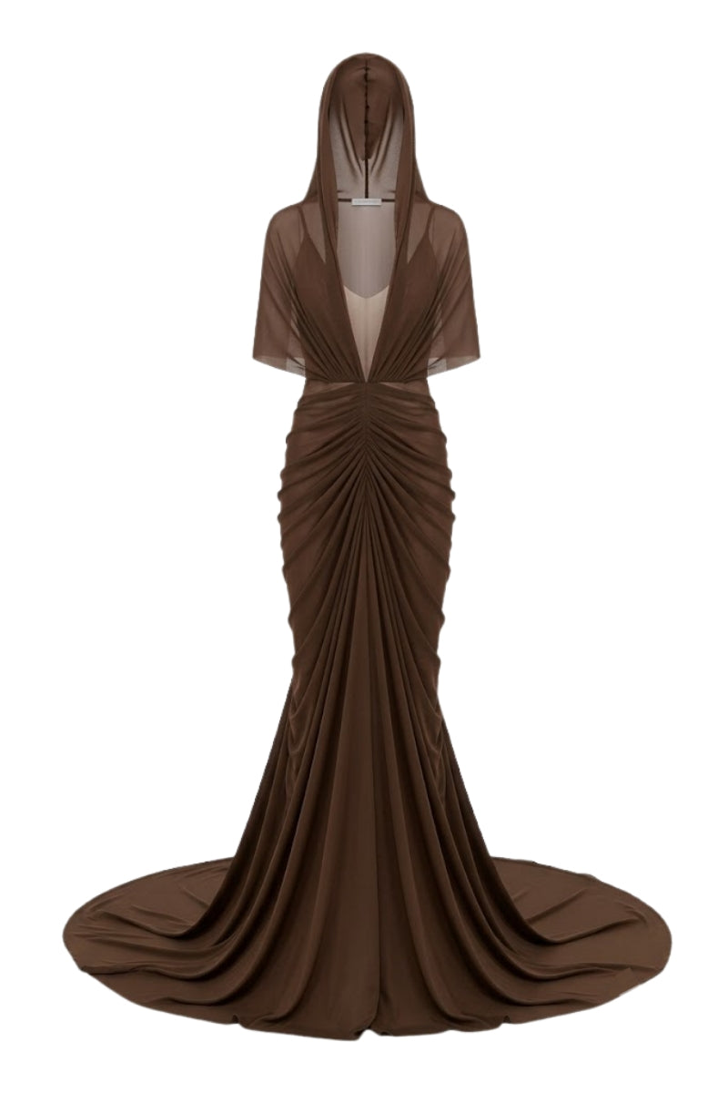 White Plan Margaret gown featuring elegant fabric and a flowing silhouette, perfect for formal occasions.