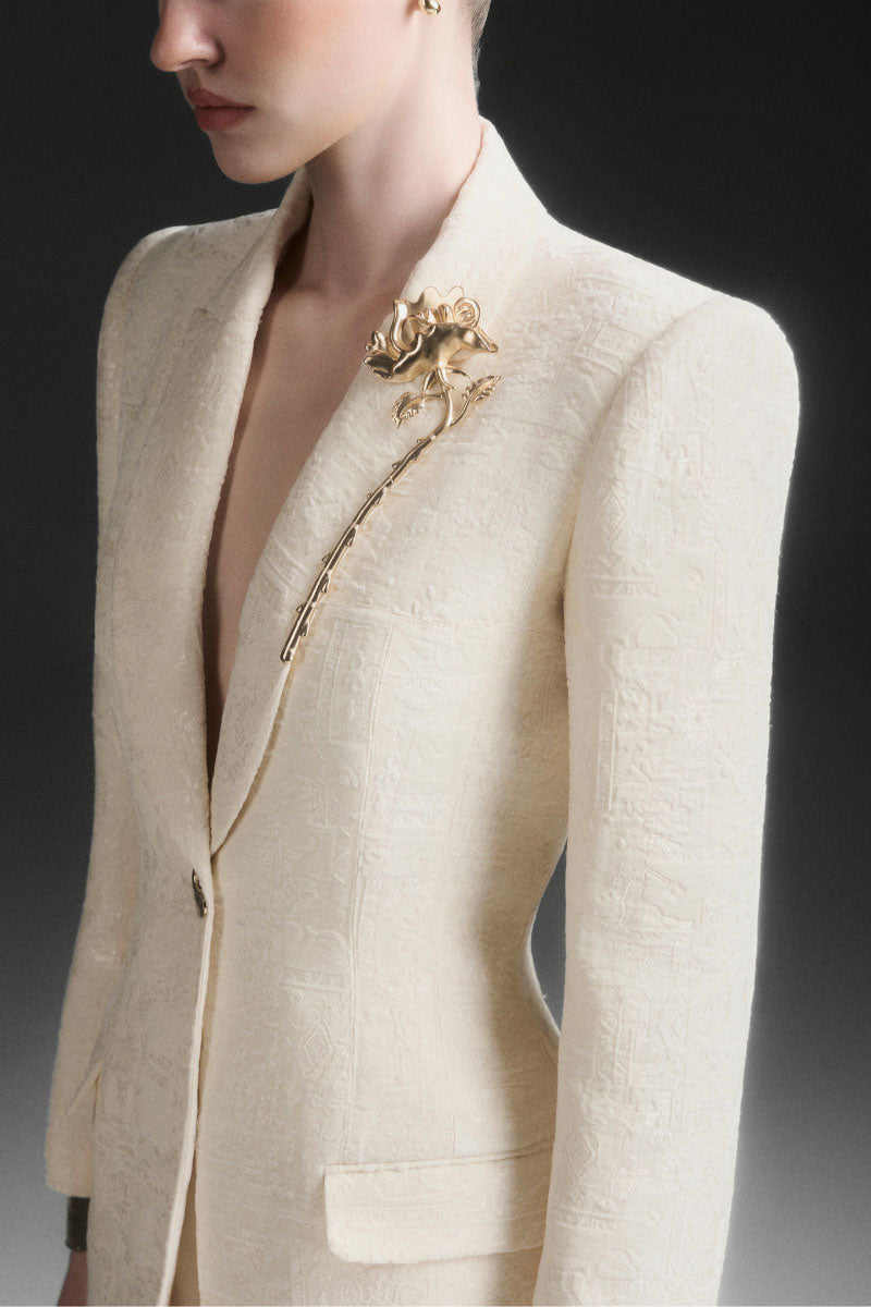 Maison Des Copains ivory cream V-neck trench coat with classic design and tailored fit, shown on a model.