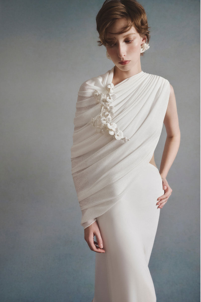 White Plan ELOWEN draped maxi dress with flowing fabric and elegant design, perfect for stylish occasions.