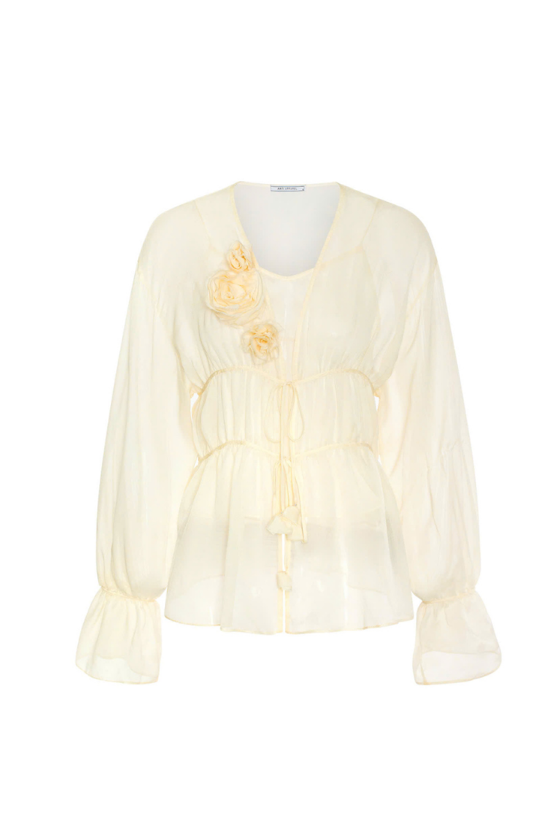 Arti Apparel Serin Top featuring a stylish, comfortable design with a soft fabric finish and a modern neckline.