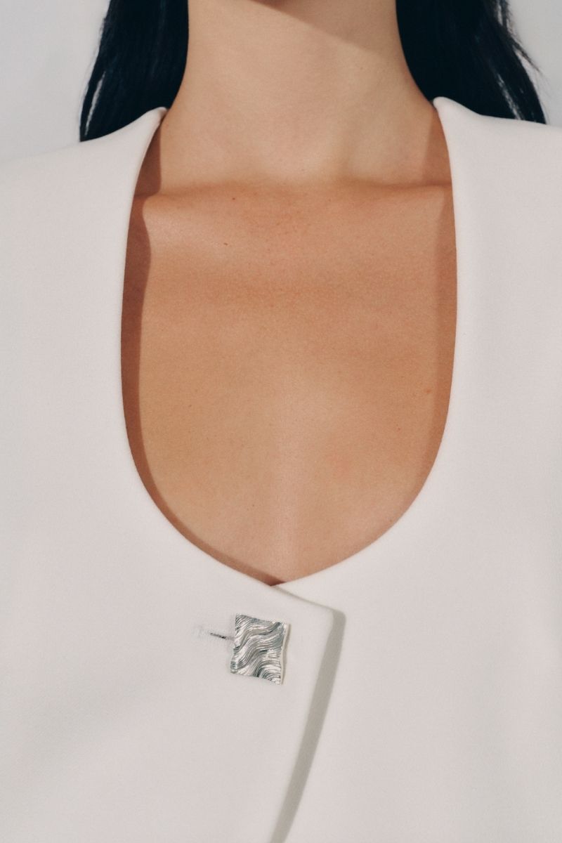 WHITE PRISTINE SCOOP-NECK BLAZER - CULT MIA