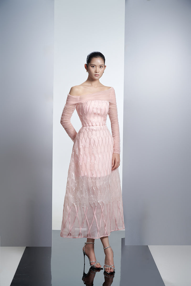 OFF SHOULDER ORGANZA MIDI DRESS IN PINK - CULT MIA