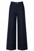 Lili Blanc AXIS trousers, stylish pants with a tailored fit, featuring a sleek design and classic color for versatile wear.