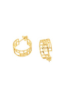 Sara Shala Colosseo yellow gold vermeil mini earrings, small and elegant earrings with a polished gold finish.