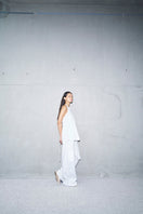 White URA LIMA P trousers, stylish pants with a tailored fit, displayed on a neutral background.