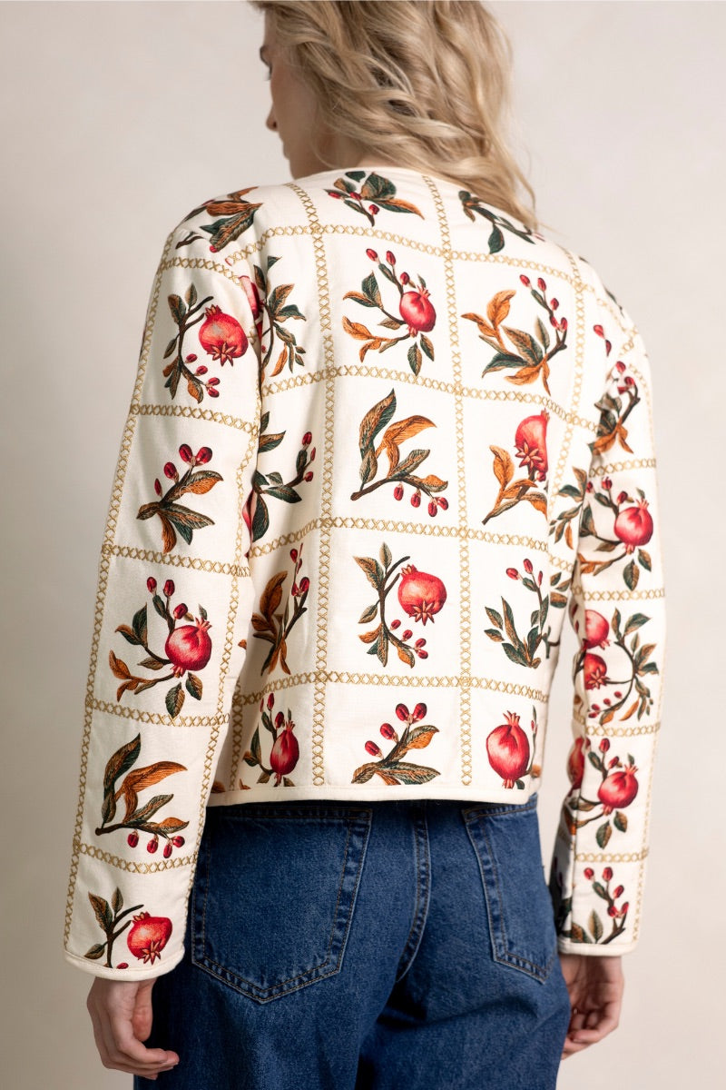 Raishma Demi Jacket, stylish women's jacket with tailored fit and modern design, showcased in this high-resolution product image.